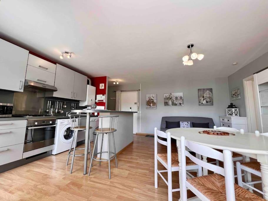 Appartement Sur Le Port. Grandcamp-Maisy Εξωτερικό φωτογραφία